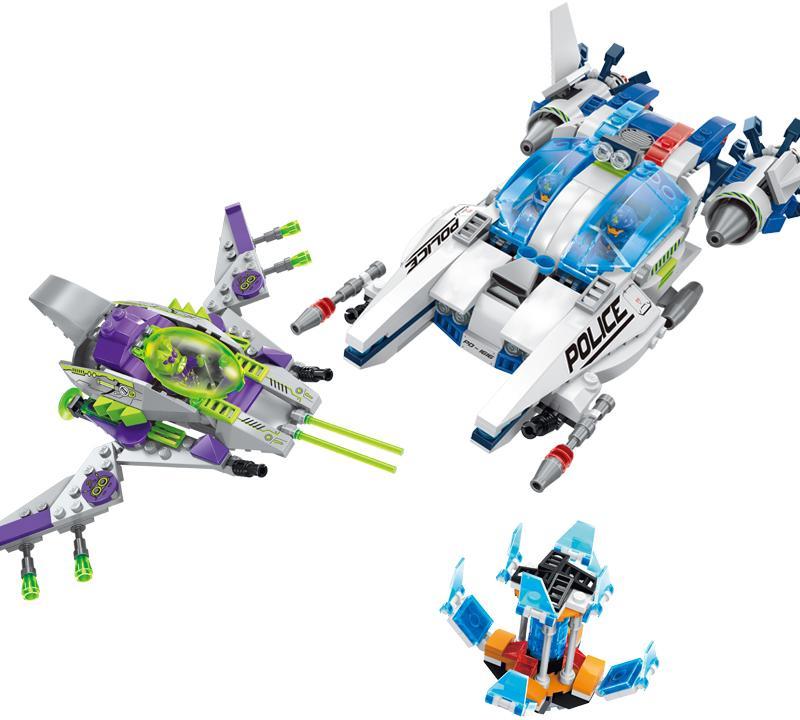 Bộ lắp ghép Enlighten 1616 Tàu Chiến Đấu Không Gian với 3 mẫu lắp được, phù hợp bé trai 6 tuổi, giá tốt.