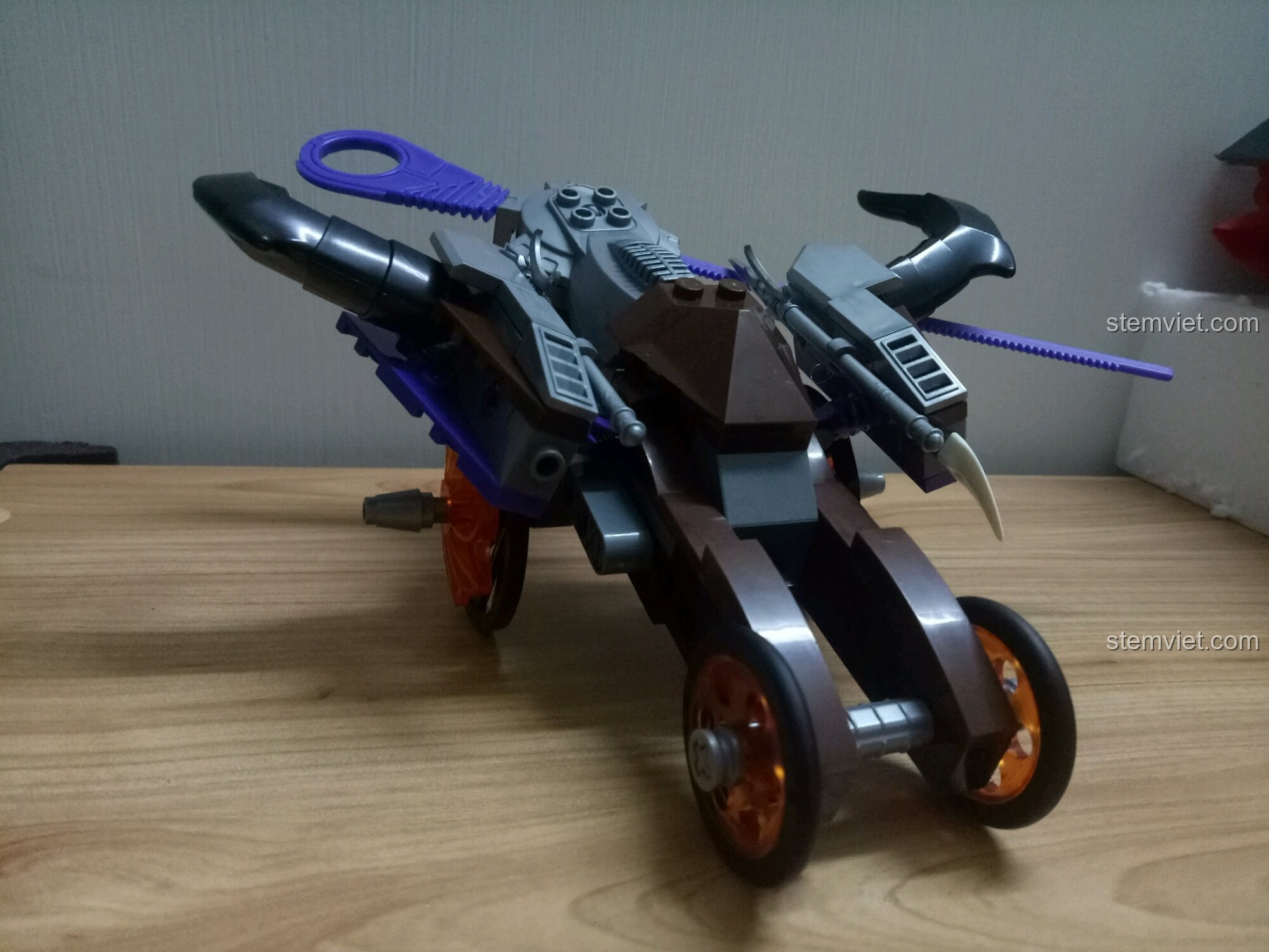 Mô hình xe yêu binh hoàn chỉnh từ bộ đồ chơi mô hình Enlighten 3801 Tây Du Ký