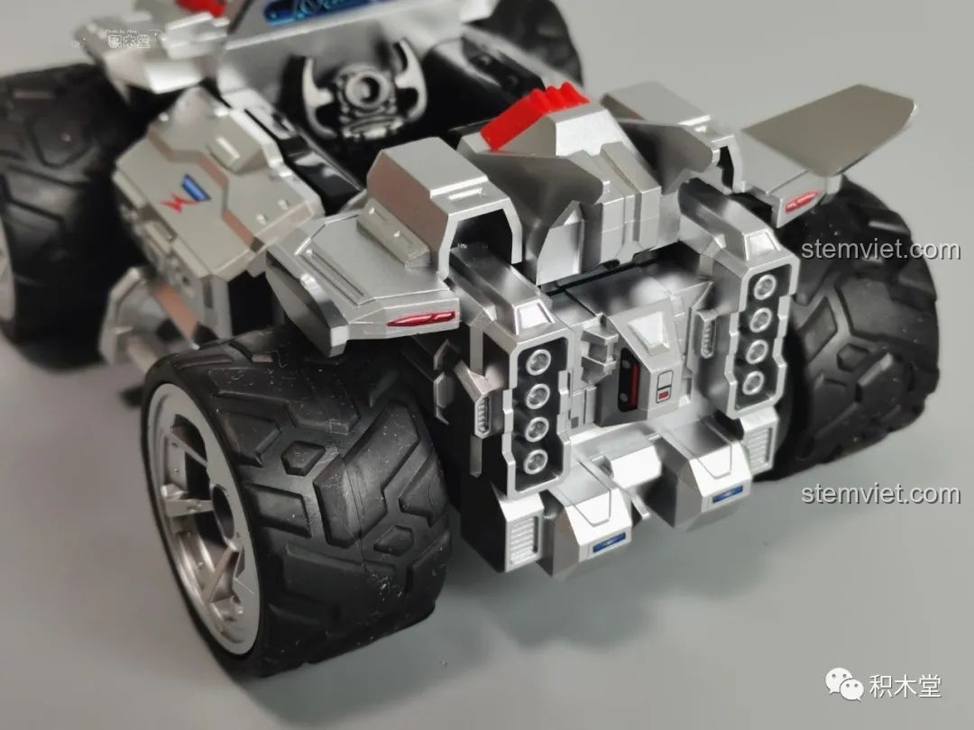 Tổng kết bộ lắp ghép xe đua QQ Tốc Độ Enlighten 74011-74016, nhấn mạnh sự sáng tạo của Enlighten.