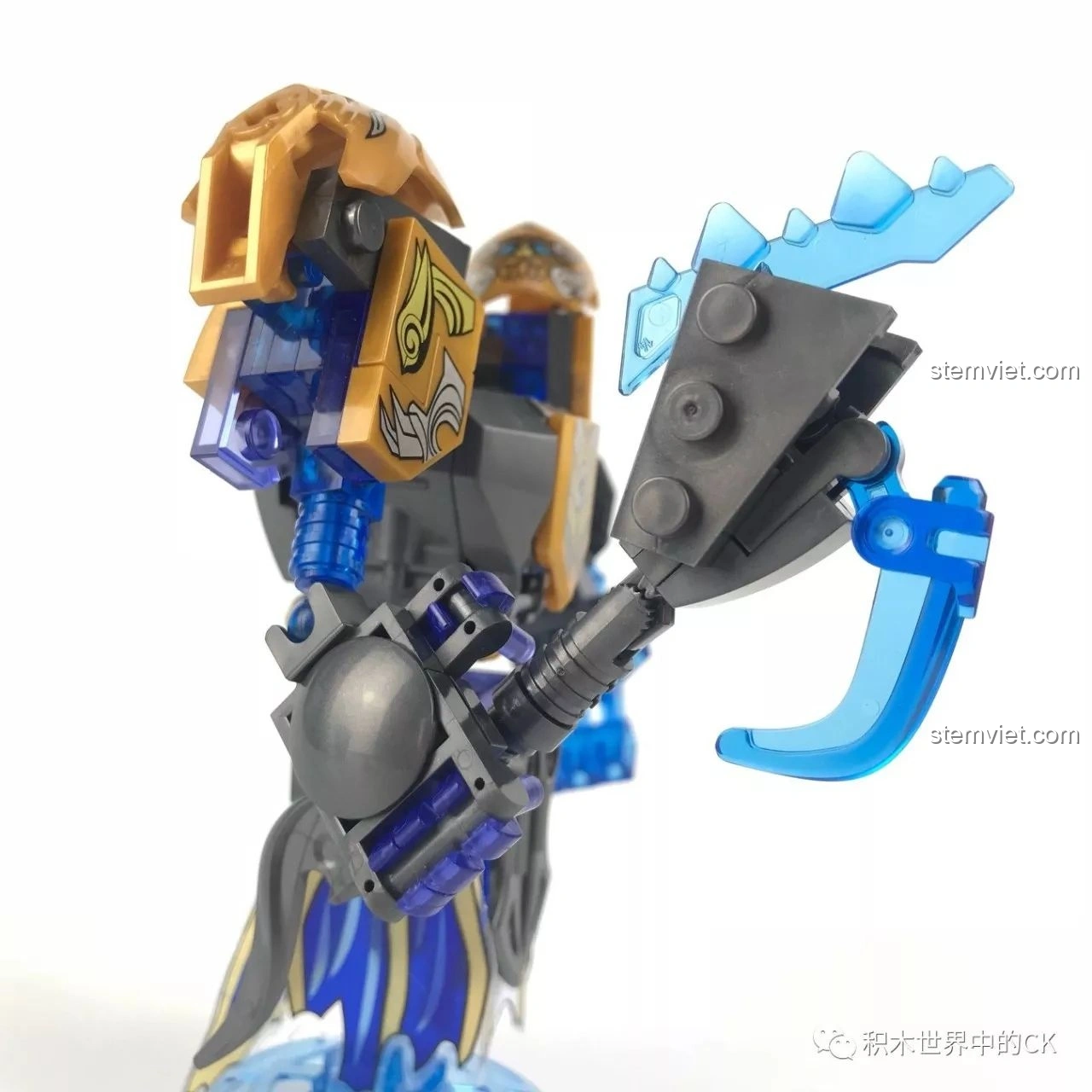 Phần eo và thân dưới của Mô hình Mecha Chung Quỳ SEMBO 11858, thiết kế độc đáo mang phong cách 'ma quái'.