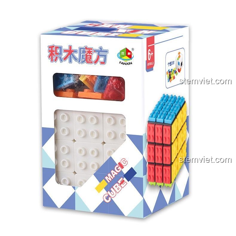 Hai phiên bản của bộ đồ chơi Fanxin FX7780 với hộp đựng, một phiên bản đã lắp ráp hoàn chỉnh.