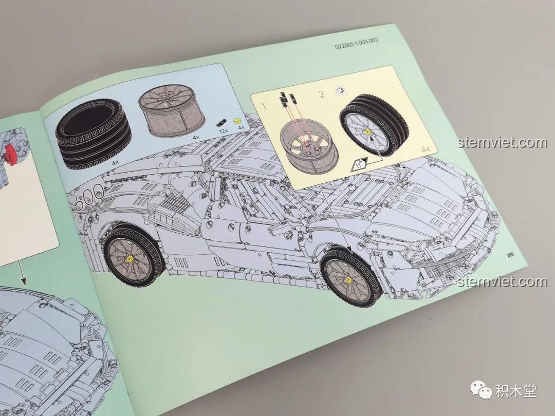 Mô hình Ferrari SF90 Stradale hoàn chỉnh, màu đỏ rực rỡ.