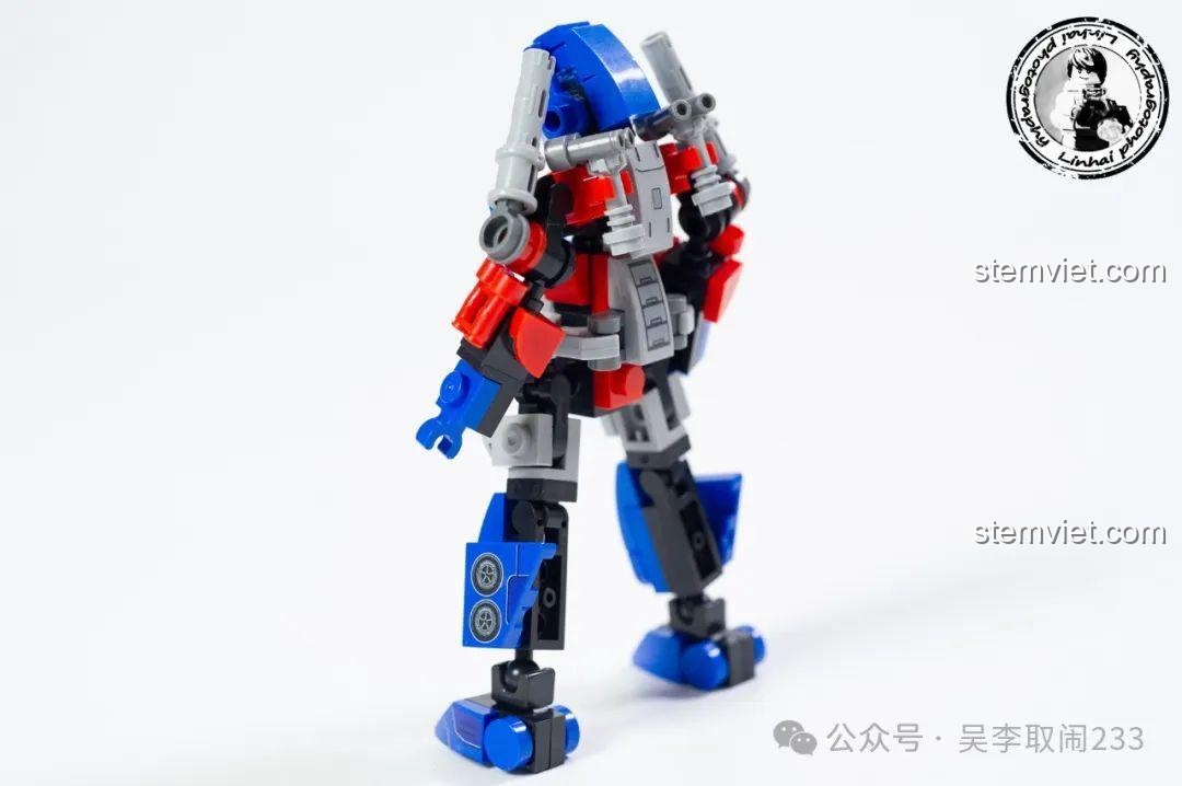 Mô hình Grimlock và bệ trưng bày sau khi lắp ráp từ bộ Forange Block FC1547.