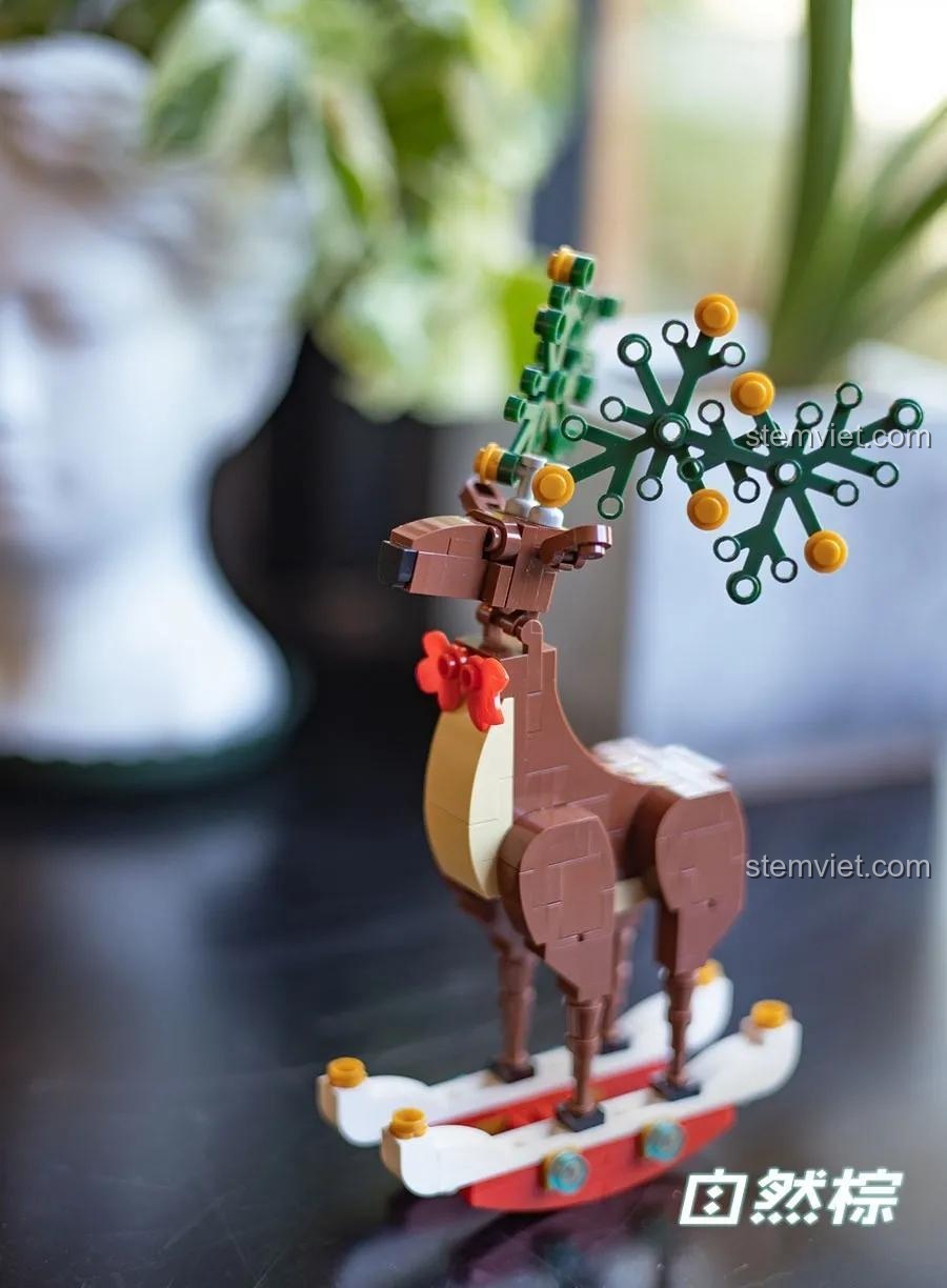 Bộ Lắp Ghép Linh Vật Giáng Sinh Gobricks - Hươu Giáng Sinh Màu Nâu Máy
