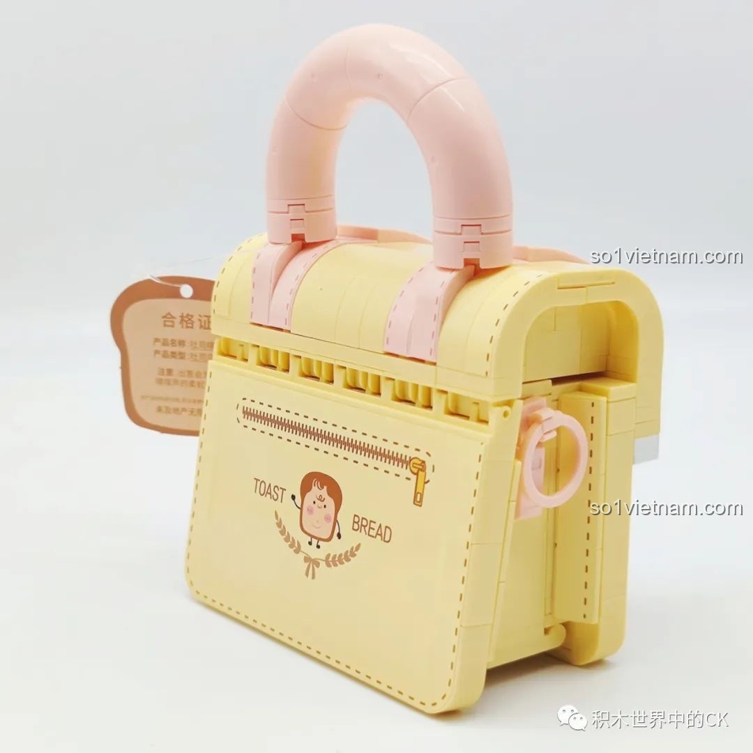 Góc chéo mặt sau của túi xách lắp ráp Wekki 516911, thể hiện thiết kế độc đáo và màu sắc ấm áp.