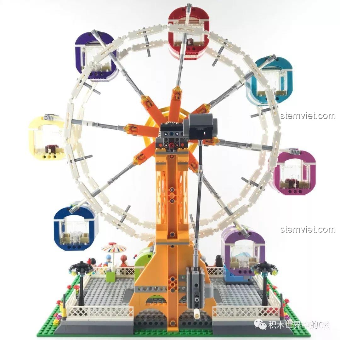 Góc nhìn nghiêng khác của mô hình Vòng Quay Mặt Trời Winner 7036, làm nổi bật chiều sâu và các chi tiết.