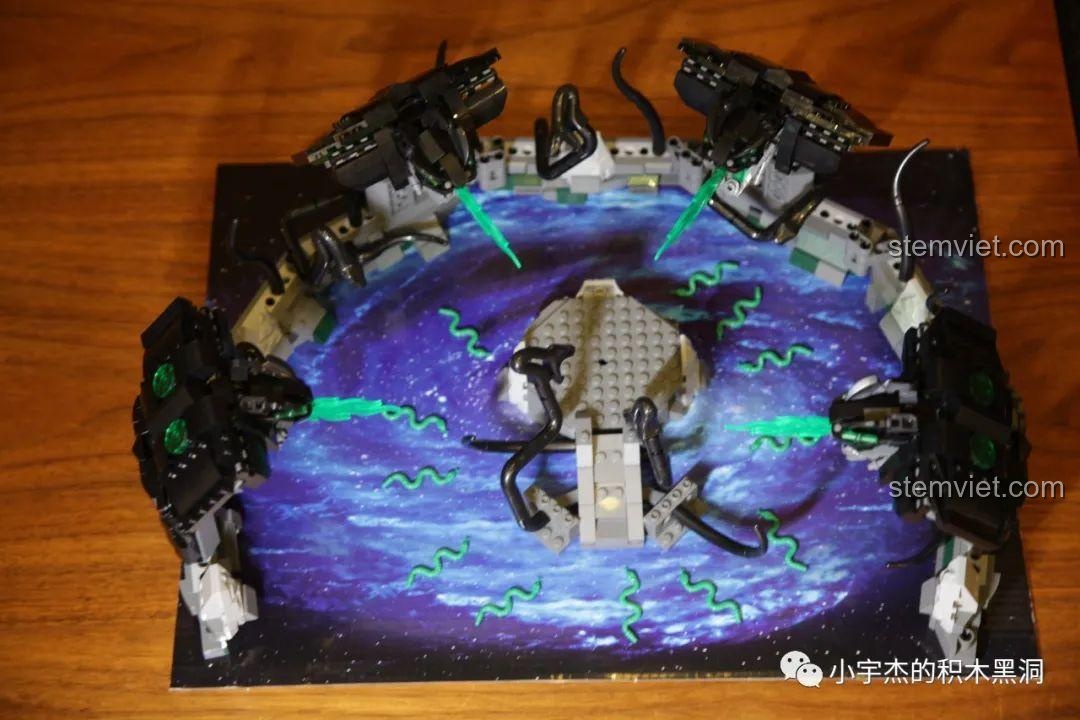 Góc nhìn từ trên cao của bộ Leier LEJ923 Xà Trận trong Tam Sinh Thế Chẩm Thượng Thư, thể hiện toàn bộ cấu trúc.