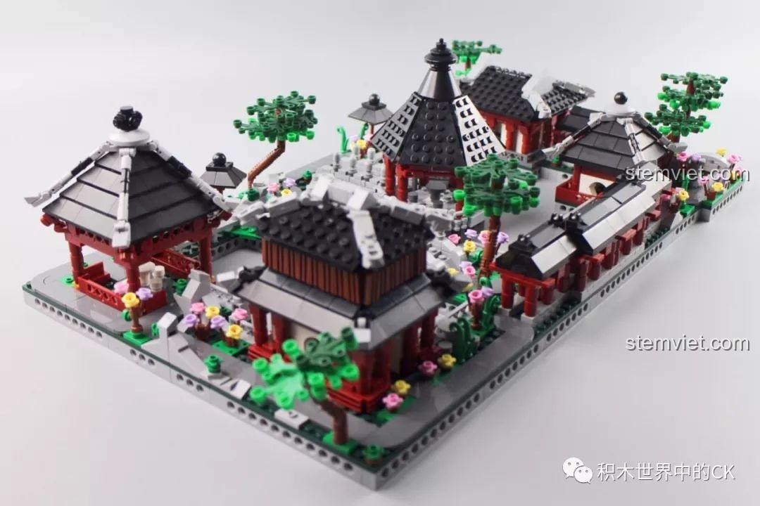 Góc nhìn từ trên cao của mô hình Vườn Tô Châu, cho thấy sự sắp xếp bố cục tài tình của các công trình.