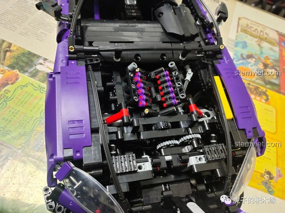 Góc chụp chính diện mô hình CACO Blocks C001, thể hiện sự hầm hố và bề thế của siêu xe Aston Martin Vantage GT3.