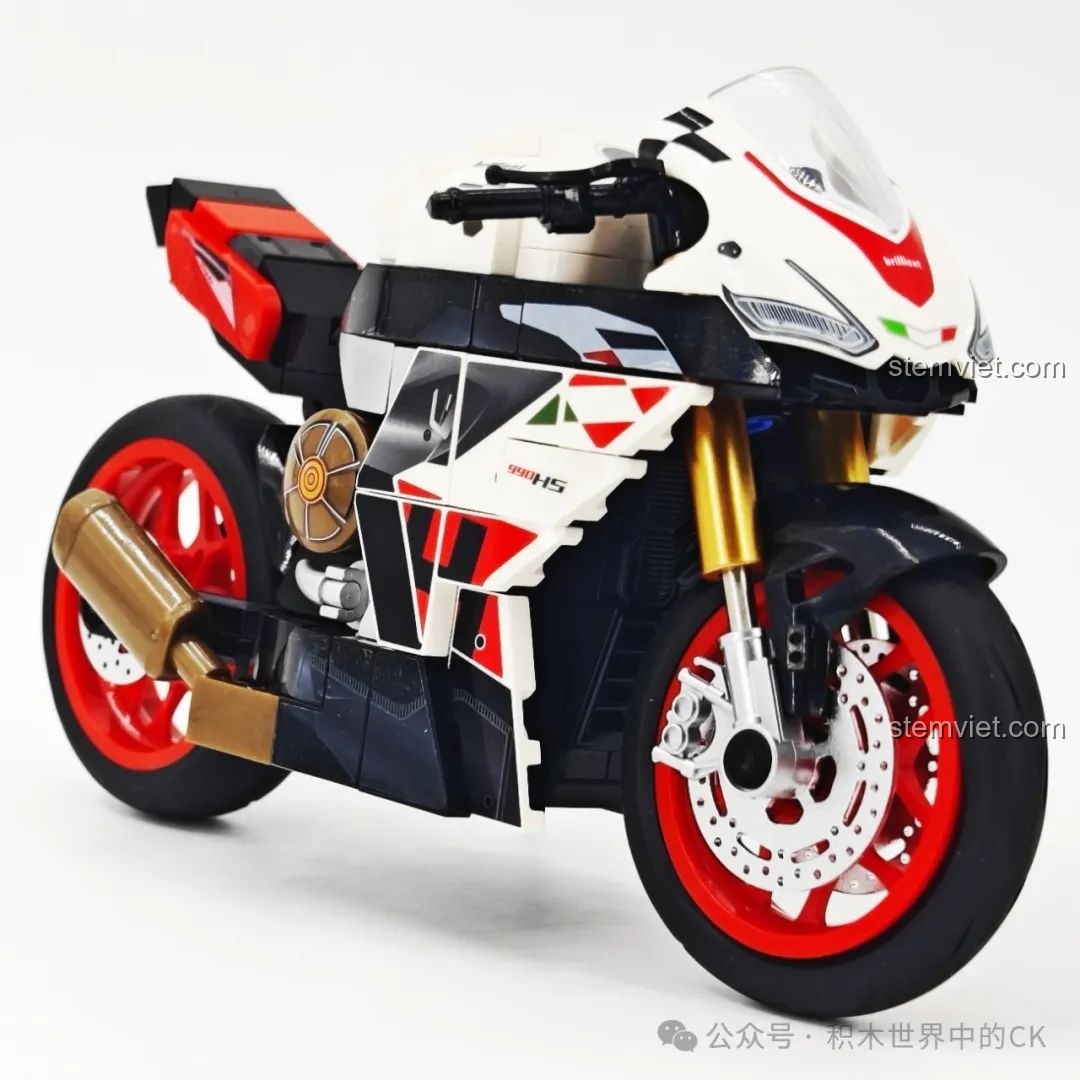 Góc nhìn từ phía trước của mô hình SEMBO 714553, khoe trọn phần đầu xe với thiết kế khí động học.