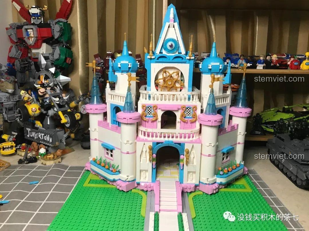 Các túi chi tiết thuộc gói số 5 của bộ xếp hình Lâu Đài Cổ Tích SEMBO 604003.