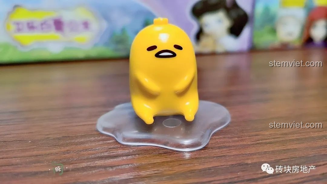 Mô hình cửa hàng ăn vặt Gudetama đã hoàn thành.