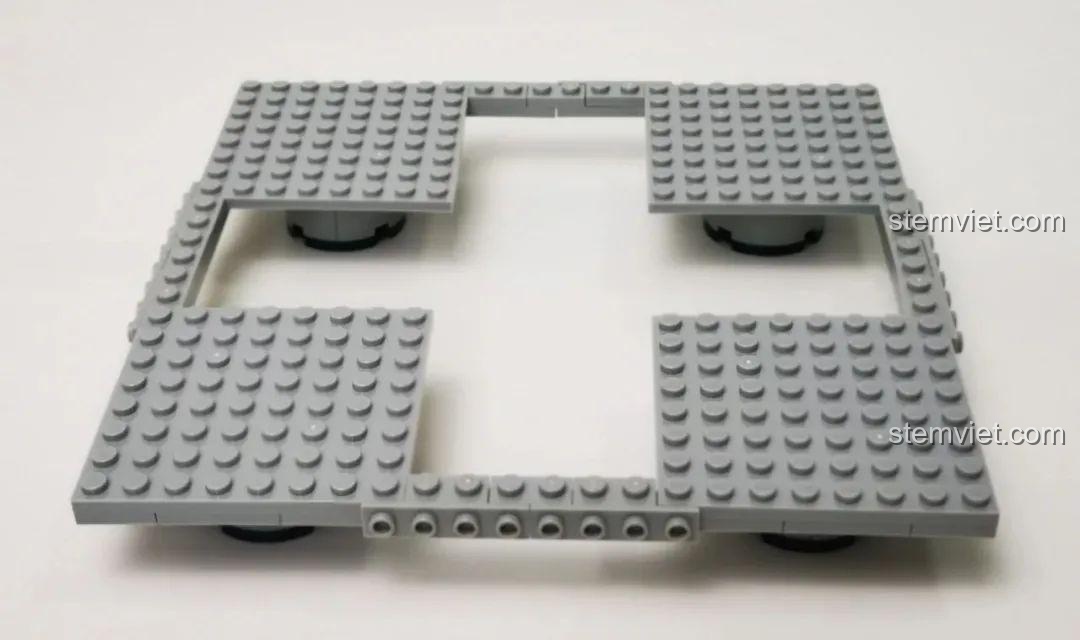 Lắp ráp buồng lái và các chi tiết trên boong tàu công tác GUDI 10804.