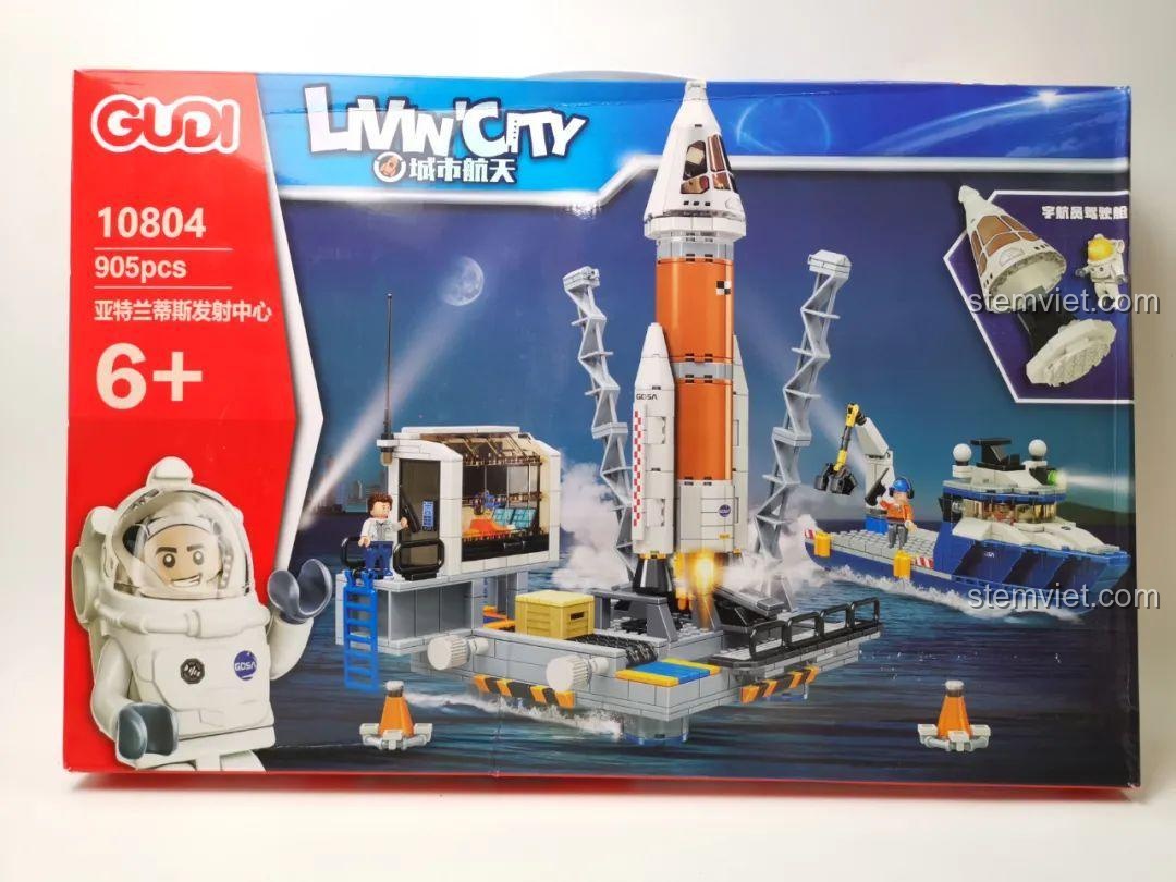 Mặt trước hộp bộ lắp ráp GUDI 10804 Trung Tâm Phóng Tàu Con Thoi Atlantis, hình ảnh mô hình hoàn chỉnh rất hấp dẫn.