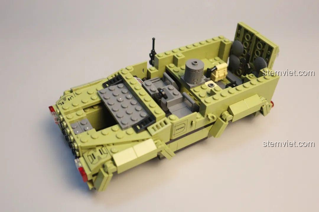 Quá trình lắp ráp xe bọc thép trong bộ đồ chơi quân sự GUDI Sword Force 20107