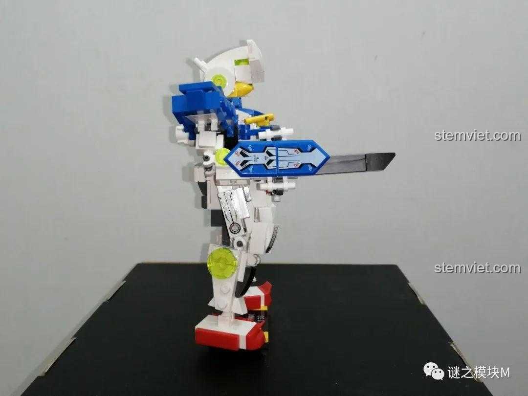 Chi tiết vũ khí của mô hình Gundam Exia SY6498, súng và khiên.