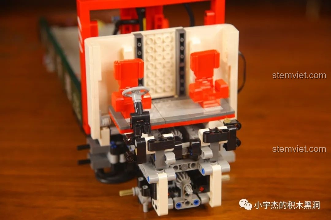 Thân xe đang được lắp ráp của HAPPY BUILD YC-GC007