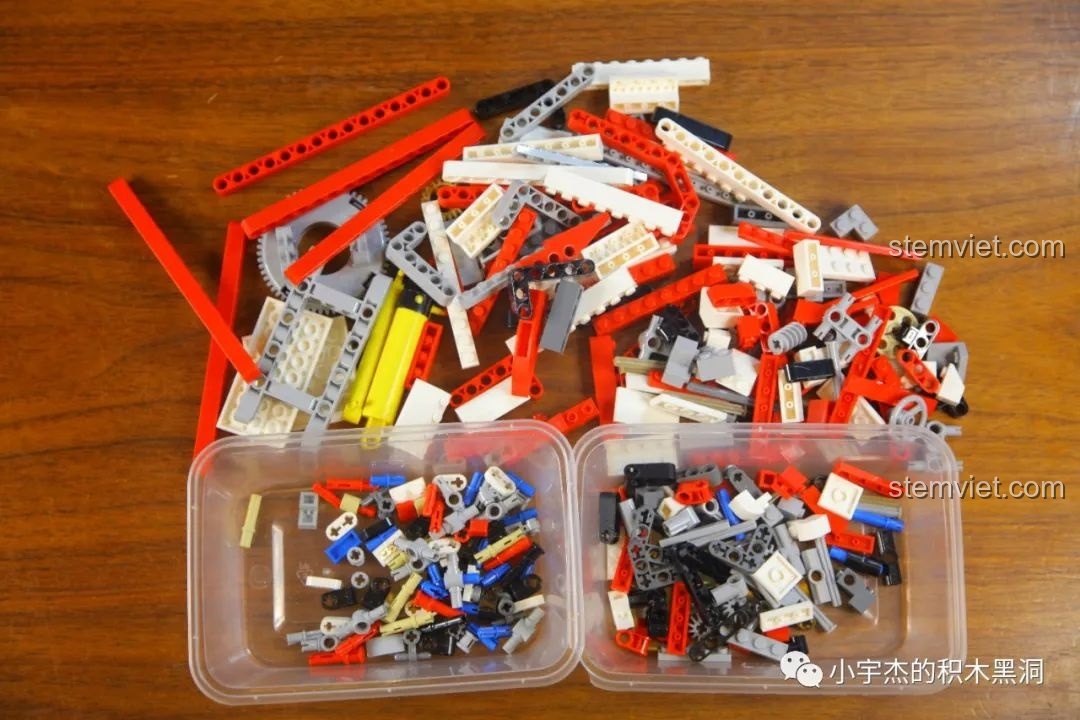 Thùng xe đang được lắp ráp của HAPPY BUILD YC-GC007