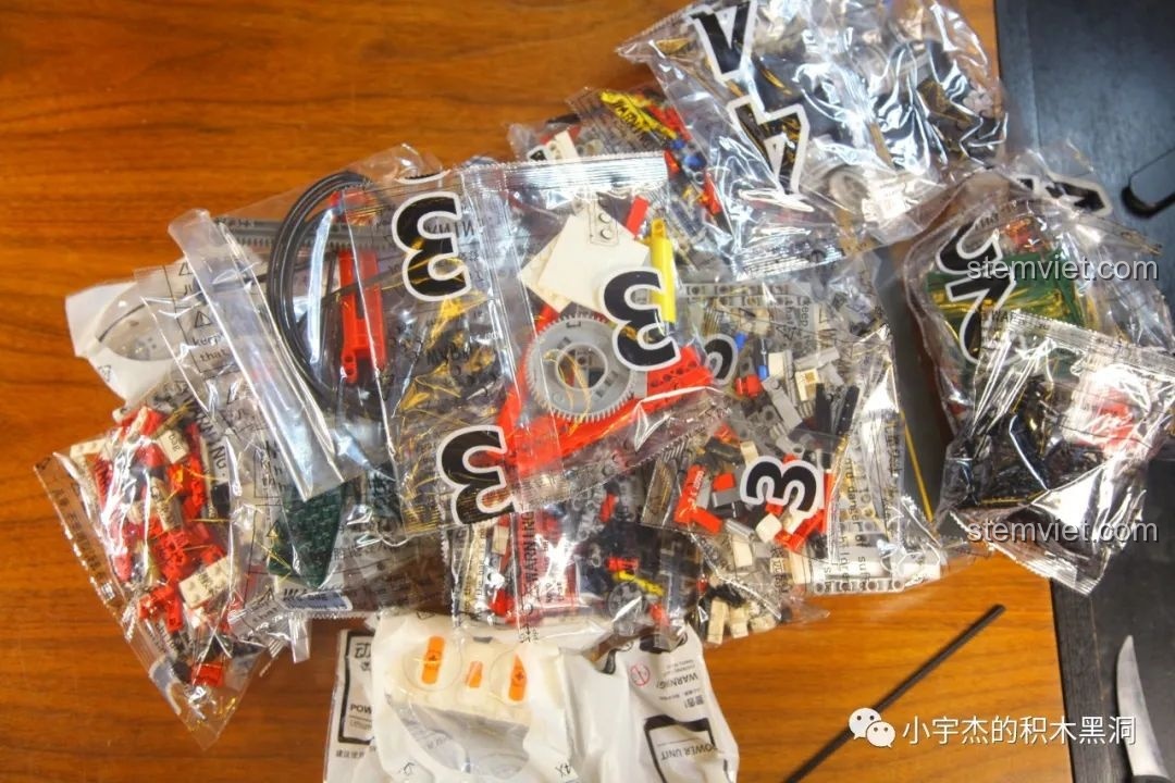 Các túi mảnh ghép được phân loại theo từng bước của HAPPY BUILD YC-GC007