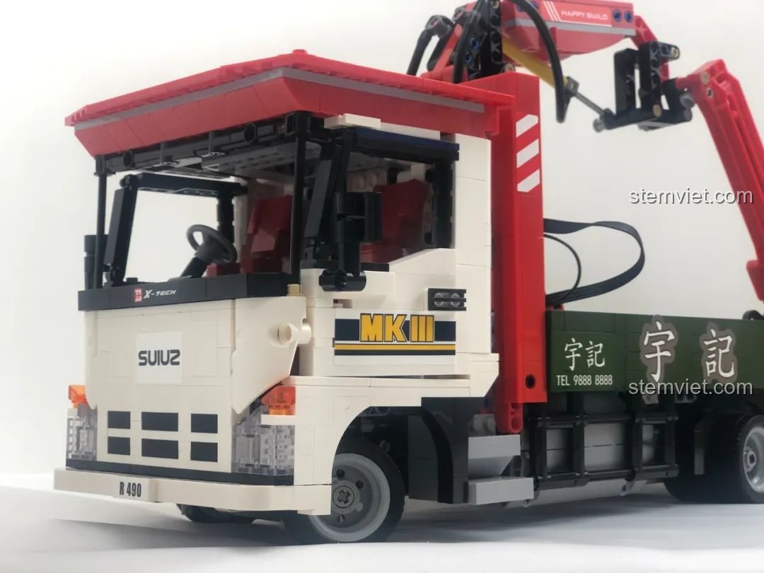 Chi tiết chắn bùn của bộ HAPPY BUILD YC-GC007 được làm từ các mảnh ghép.