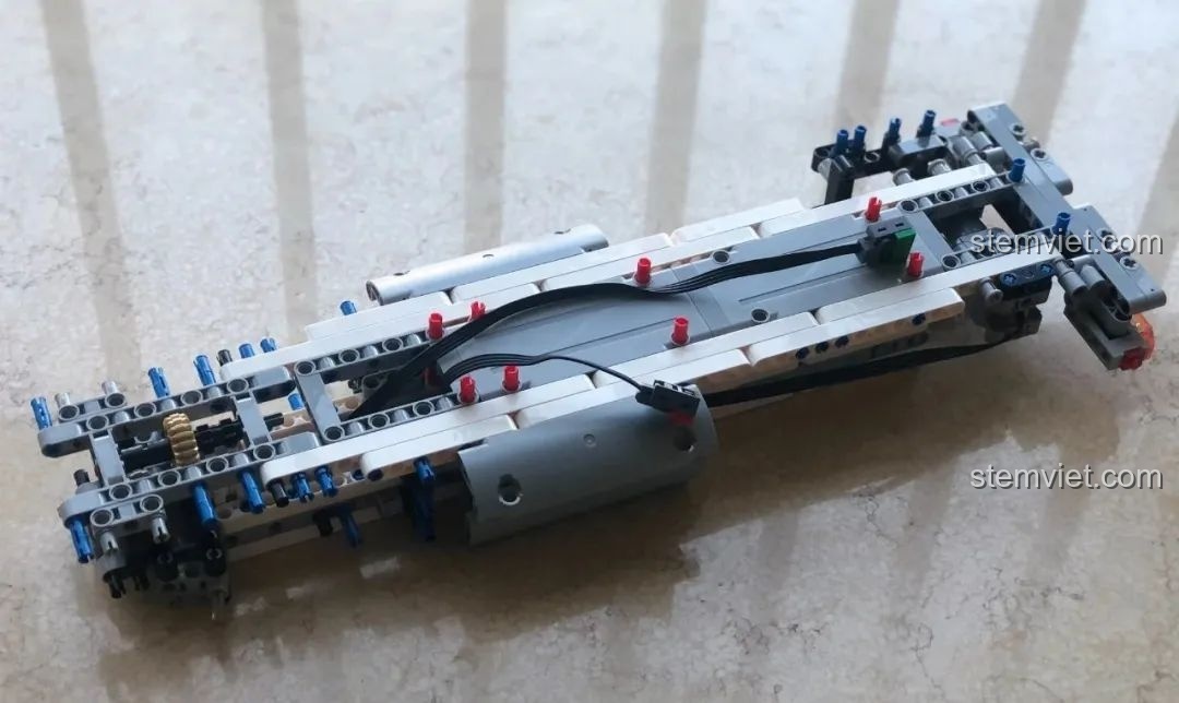 Van điều khiển khí nén được gắn vào xe cẩu HAPPY BUILD YC-GC007.