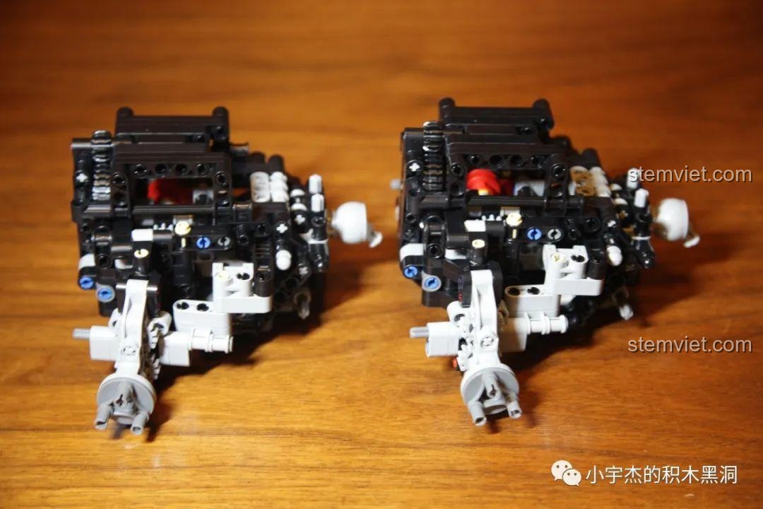 Hai cụm cầu xe của Happy Build XQ1212D được trang bị hệ thống treo kiểu cổ ngỗng, cho khả năng vận hành linh hoạt.