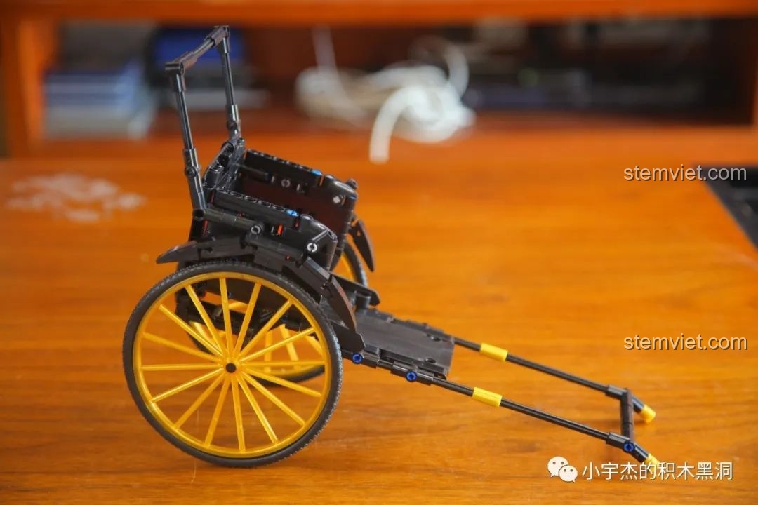 Hoàn thiện phần tay kéo của bộ lắp ráp Xe người kéo cho con trai 6+, sẵn sàng để hoàn thiện.