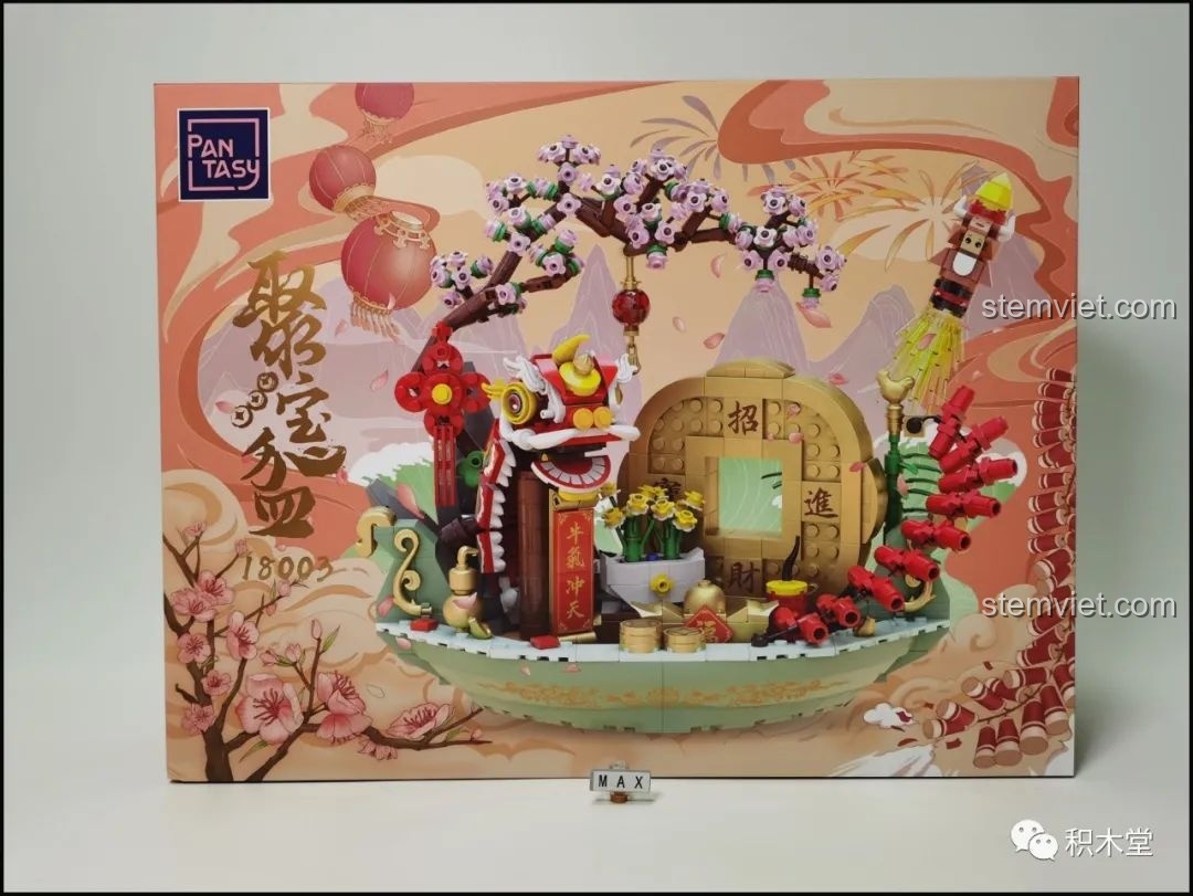 Hộp sản phẩm Bồn Tụ Bảo Phú Quý Pantasy 18003 với thiết kế đẹp mắt, màu sắc tươi sáng, phù hợp làm quà tặng.