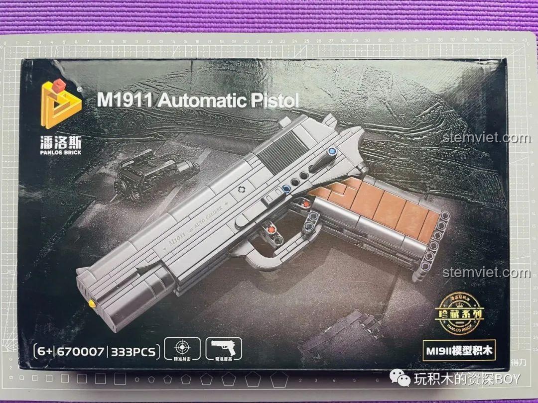 Hộp đồ chơi lắp ráp PanlosBrick 670007 Súng Lục Tự Động M1911, thiết kế bắt mắt, hiển thị rõ số mảnh ghép và độ tuổi khuyến nghị.