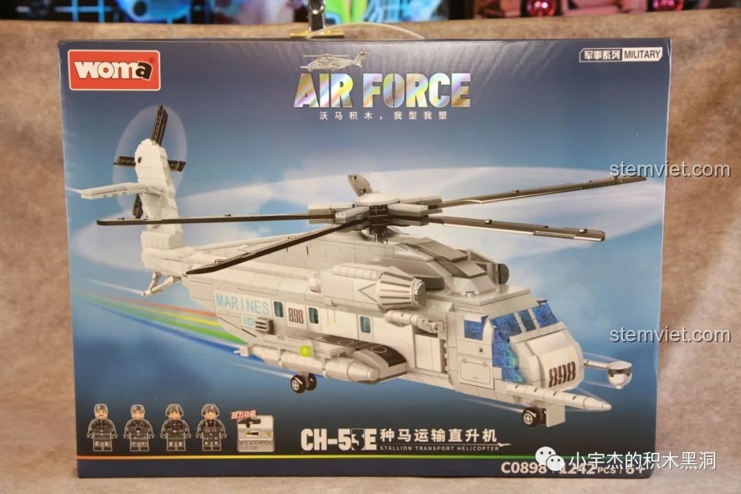 Mặt trước hộp bộ lắp ráp WOMA C0898 Trực thăng vận tải CH-53E Super Stallion, hiển thị mô hình hoàn chỉnh.