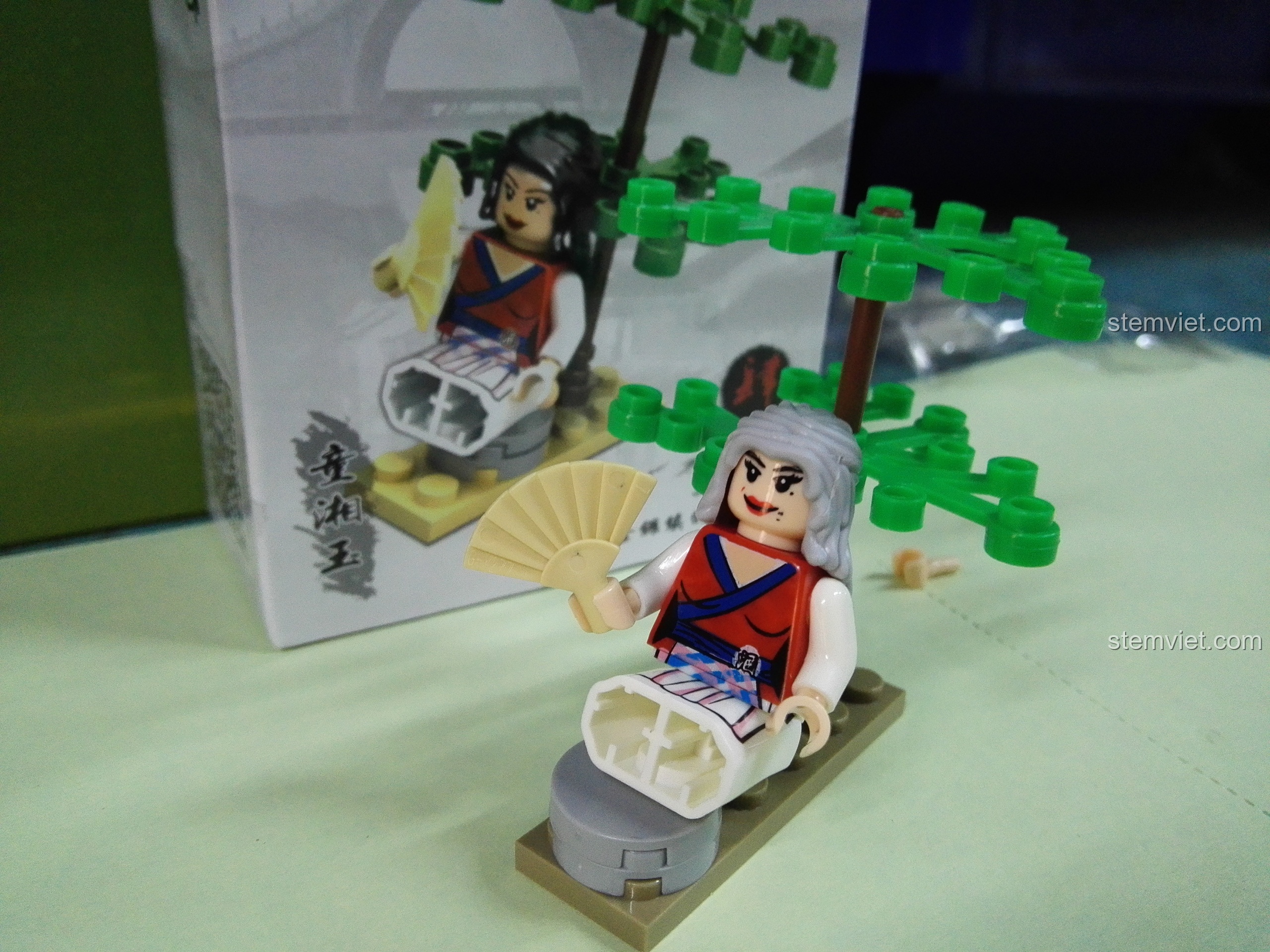 Hộp sản phẩm của minifigure Đồng Tương Ngọc KAZI KY5006.