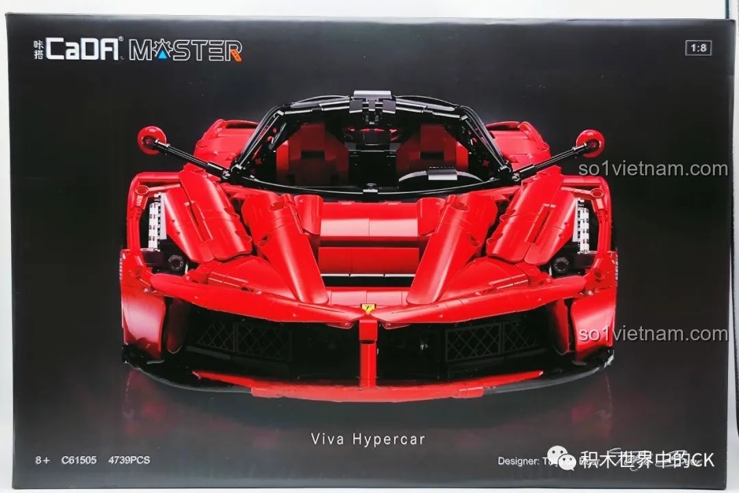 Mặt trước hộp đựng bộ lắp ráp CaDA C61505 Ferrari Laferrari Viva Hypercar tỉ lệ 1:8, nổi bật với hình ảnh siêu xe màu đỏ.