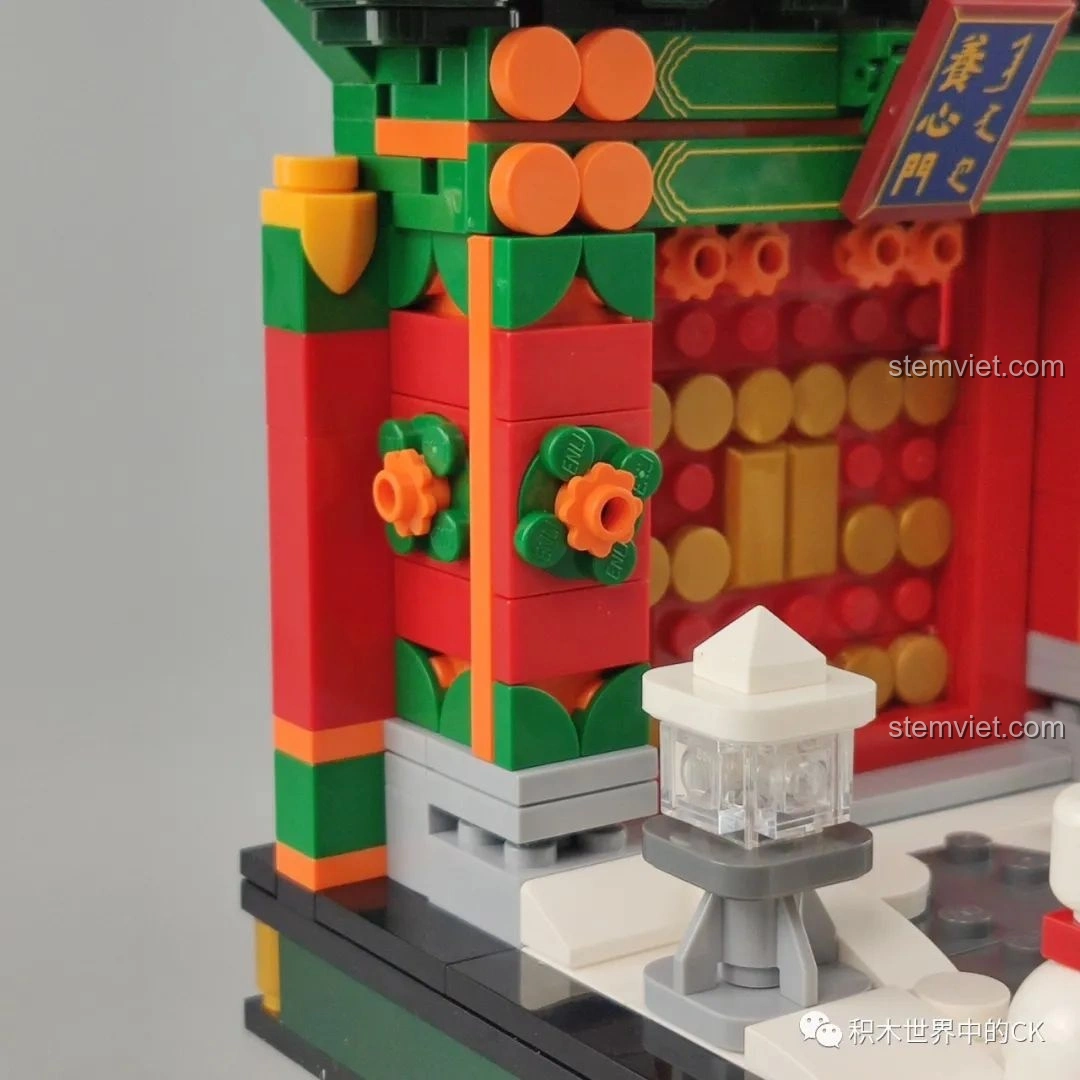 Hộp sản phẩm bộ lắp ghép Keeppley K10145 Du Viên Ý Thú, thiết kế sang trọng, hình ảnh mô hình rõ nét.