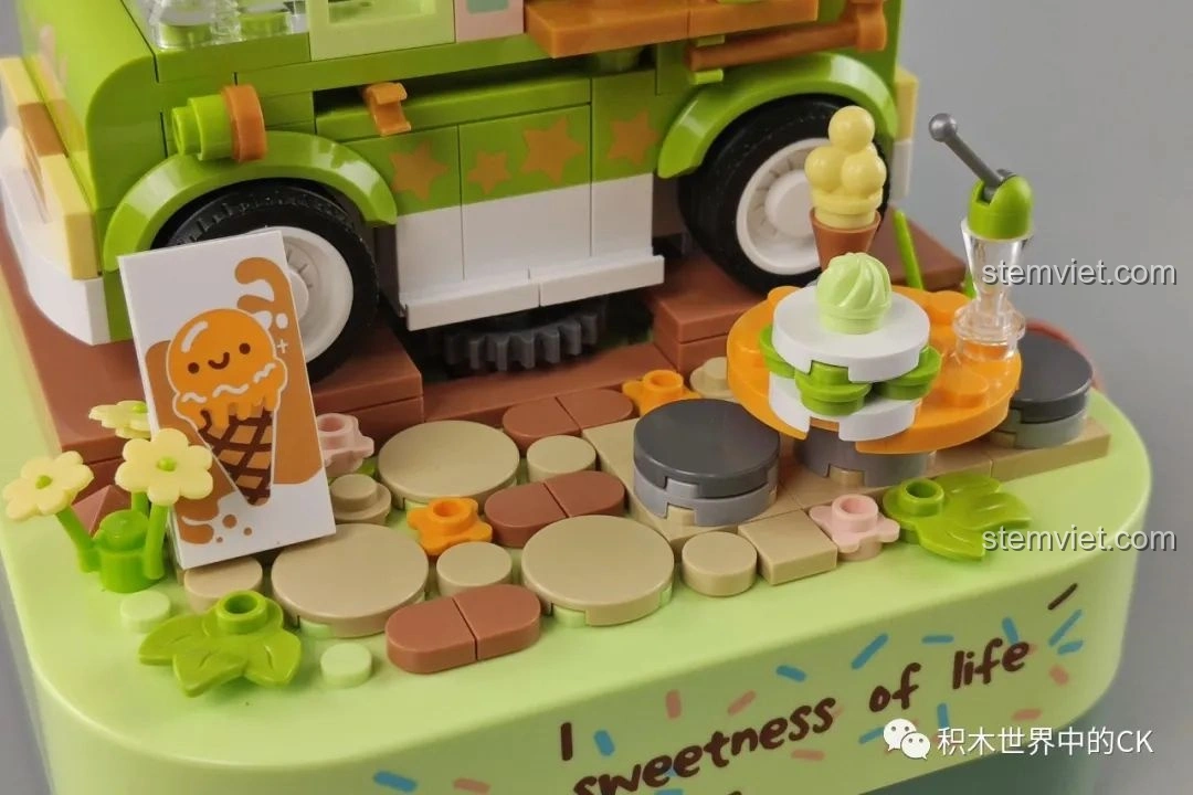 Hộp sản phẩm hộp nhạc Forever Friendship JAKI, review đồ chơi lắp ráp