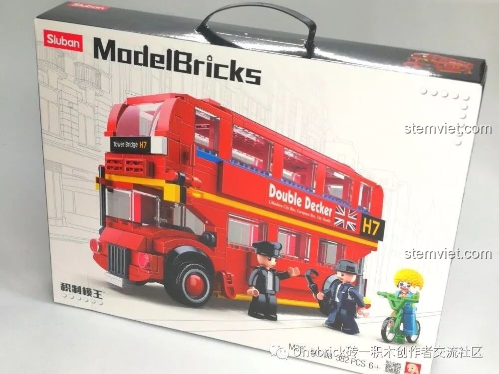 Hộp sản phẩm xe buýt đỏ hai tầng London Sluban với hình ảnh xe và các nhân vật.