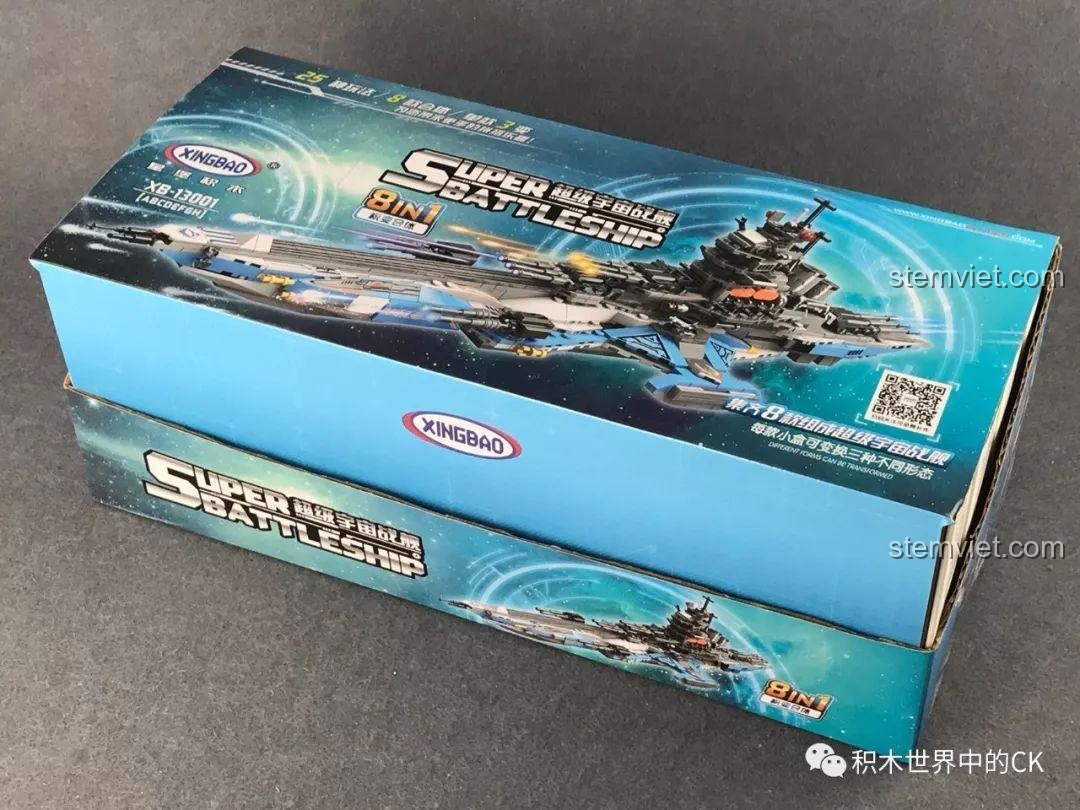Hộp sản phẩm bộ đồ chơi lắp ráp Xingbao XB-13001 Siêu Chiến Hạm Vũ Trụ Hợp Thể 8 trong 1 dành cho bé trai 6 tuổi.