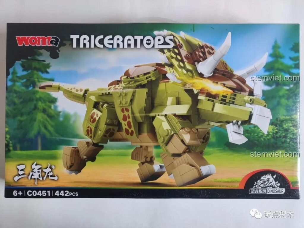 Hộp đồ chơi WOMA C0451 Khủng long ba sừng Triceratops với hình ảnh mô hình khủng long dũng mãnh và logo WOMA nổi bật.
