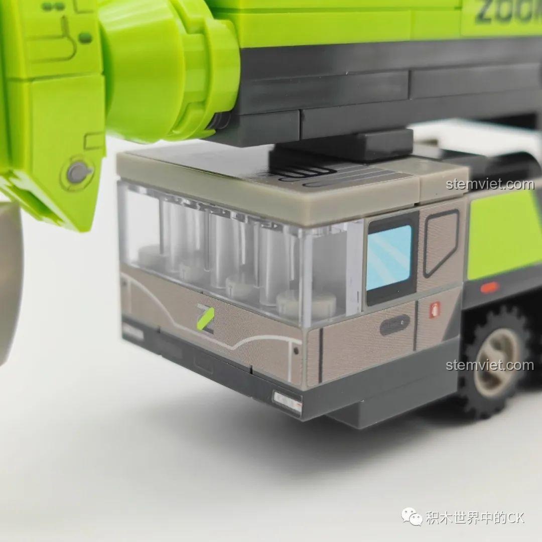 Hộp bộ lắp ráp xe ủi SEMBO 705102 Zoomlion, hình ảnh xe ủi hoàn chỉnh, thông tin số chi tiết, phù hợp cho trẻ em 6 tuổi.