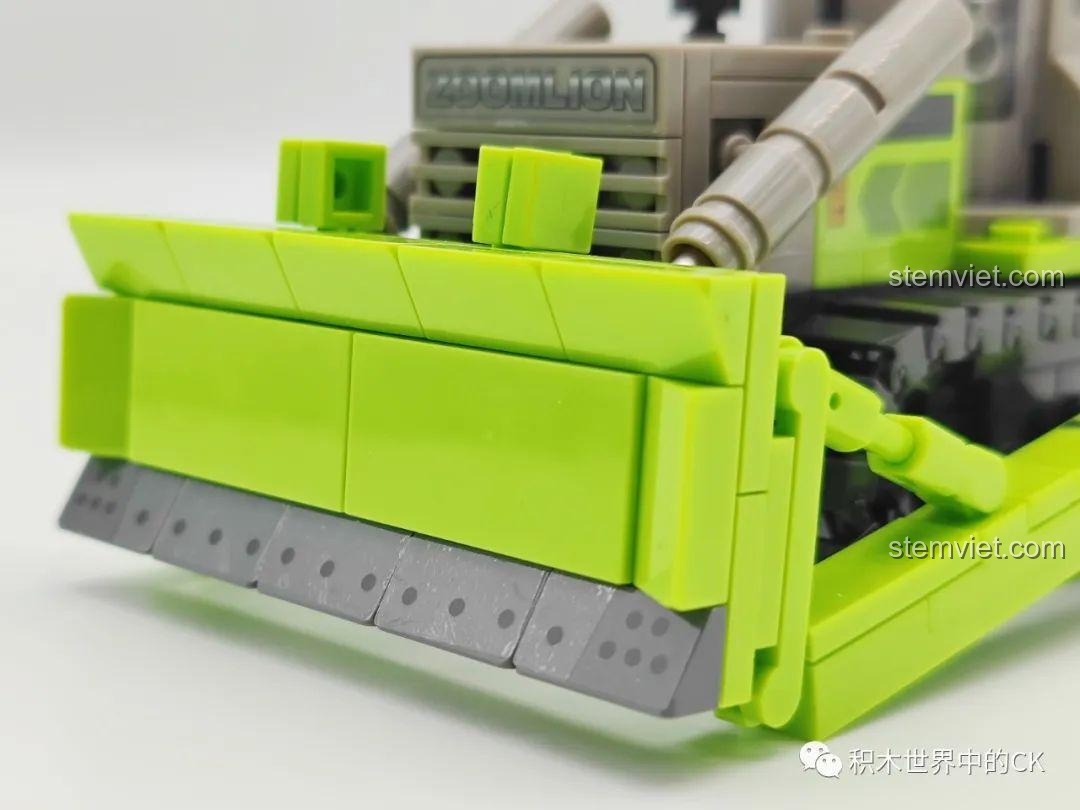 Hộp bộ lắp ráp xe xúc đất SEMBO 705103 Zoomlion, hình ảnh xe xúc hoàn chỉnh, thông tin số chi tiết, phù hợp cho trẻ em 6 tuổi.