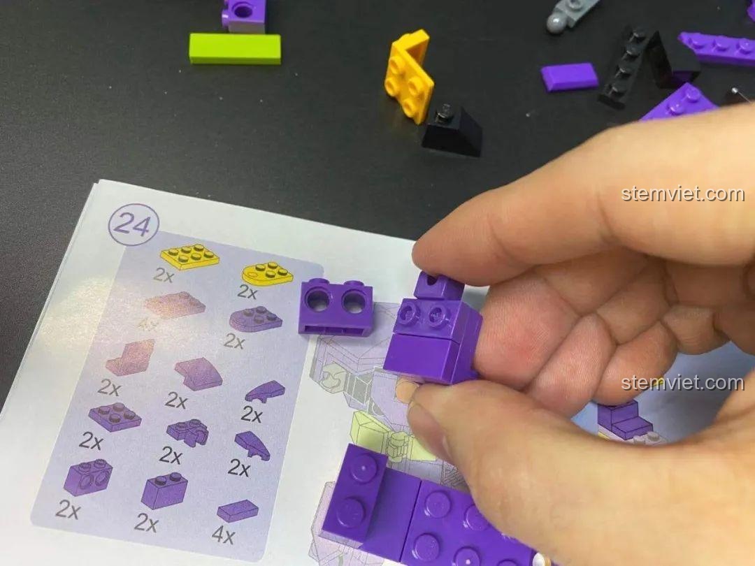 Hướng dẫn lắp ráp chi tiết phần bàn chân của robot Evangelion Keeppley K20302.