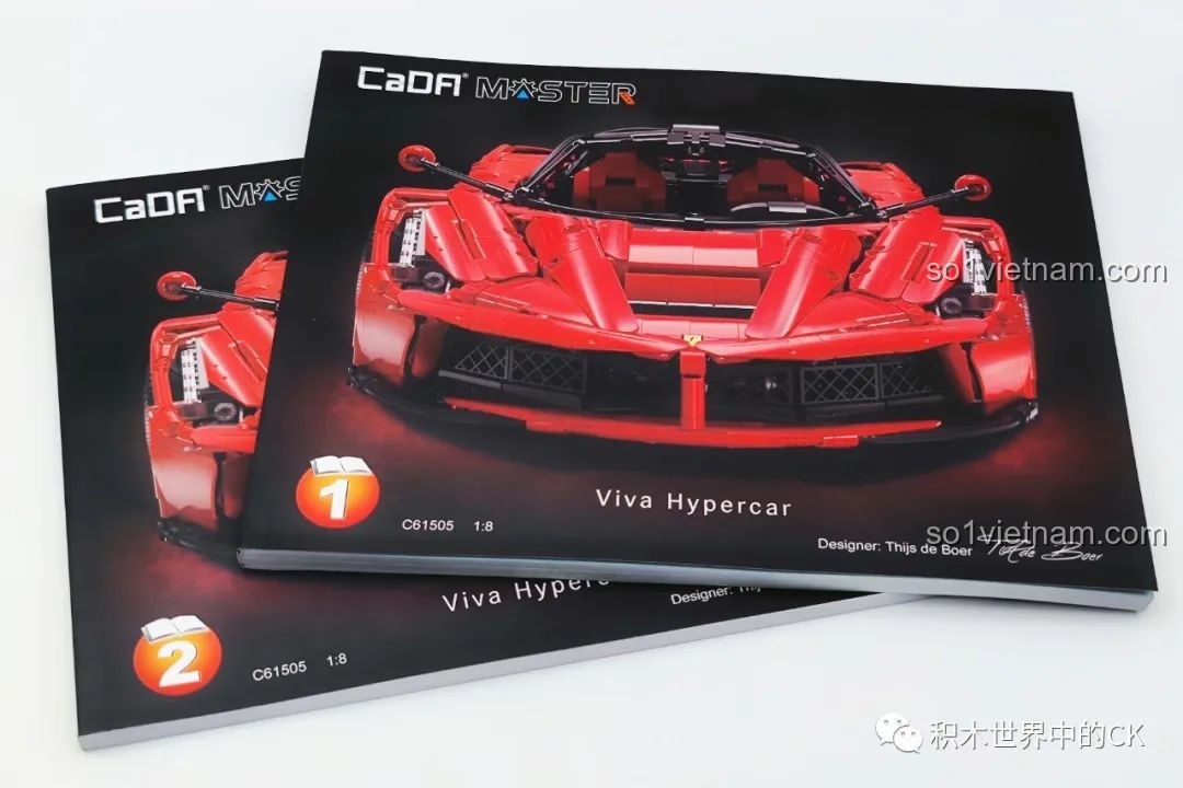 Hai cuốn sách hướng dẫn lắp ráp chi tiết cho bộ CaDA C61505 Ferrari Laferrari.