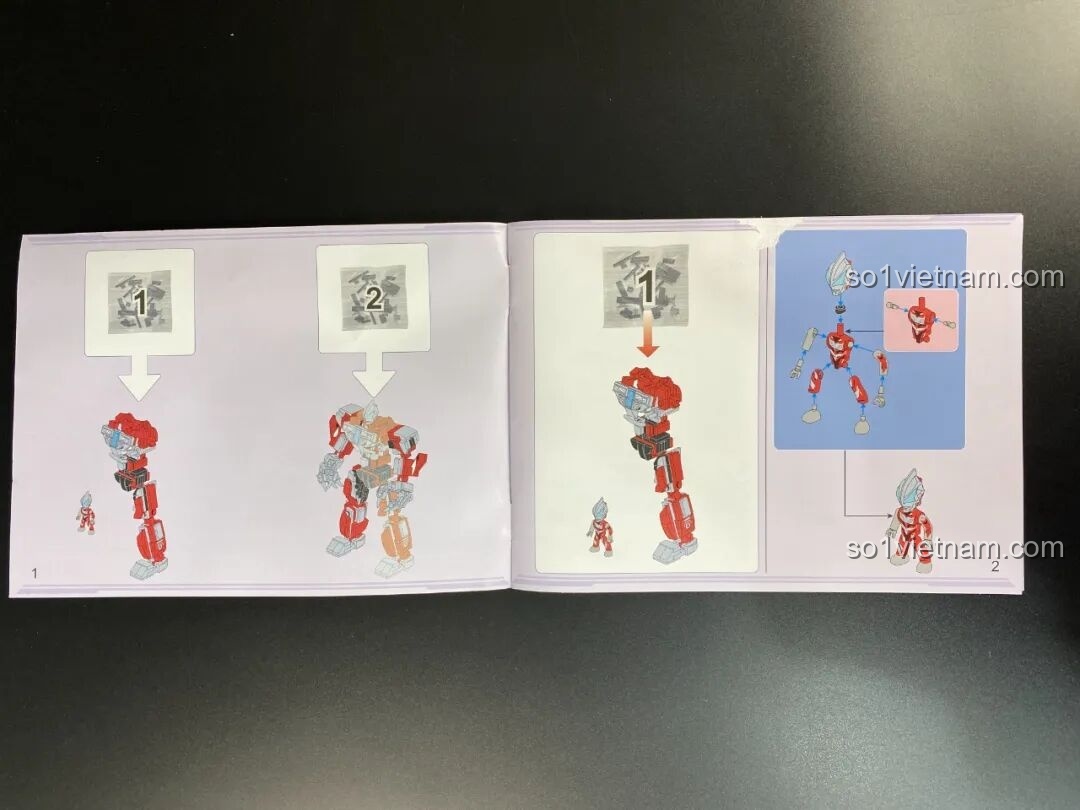 Các bước hướng dẫn lắp ráp đầu tiên trong sách của bộ Qman 75047, hình ảnh 3D rõ ràng, dễ theo dõi.