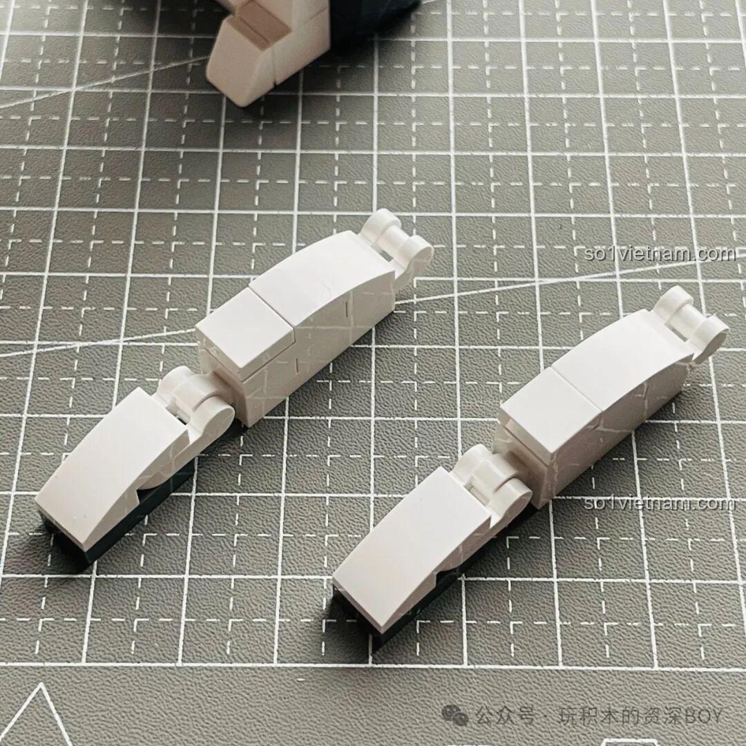 Mô hình chó Husky JAKI JK8130 đã hoàn thành, ngồi với tư thế chuẩn chỉnh và gương mặt