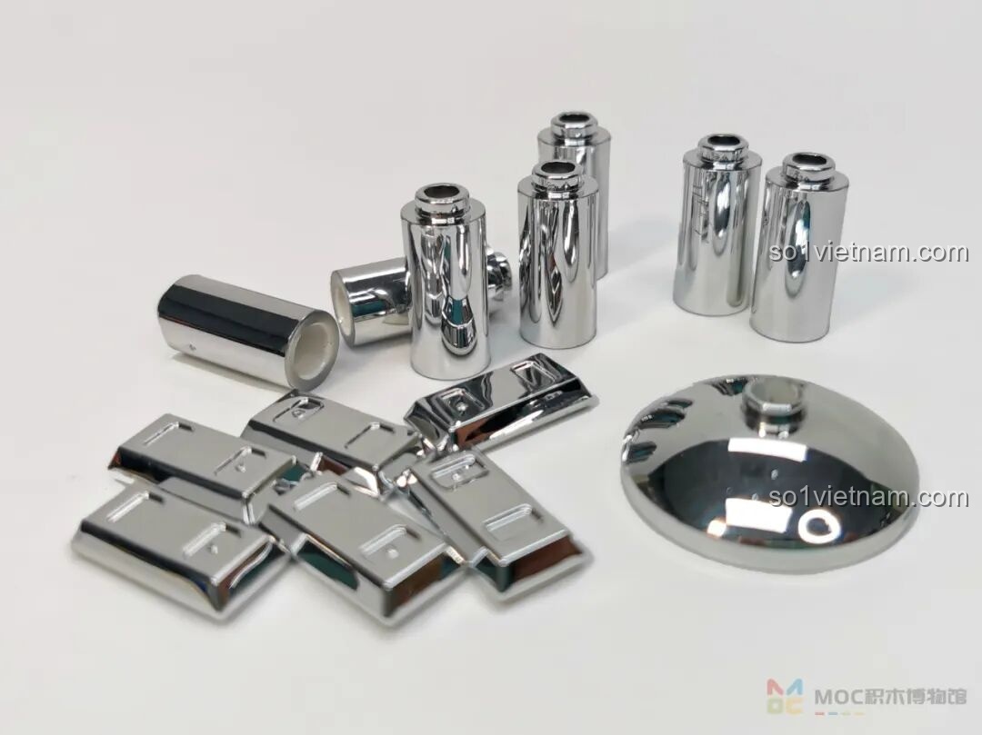 Các mảnh ghép mạ chrome sáng bóng của bộ lắp ráp JAKI JK8501 Tên lửa Bình Minh số 5, tăng tính thẩm mỹ và độ chân thực.