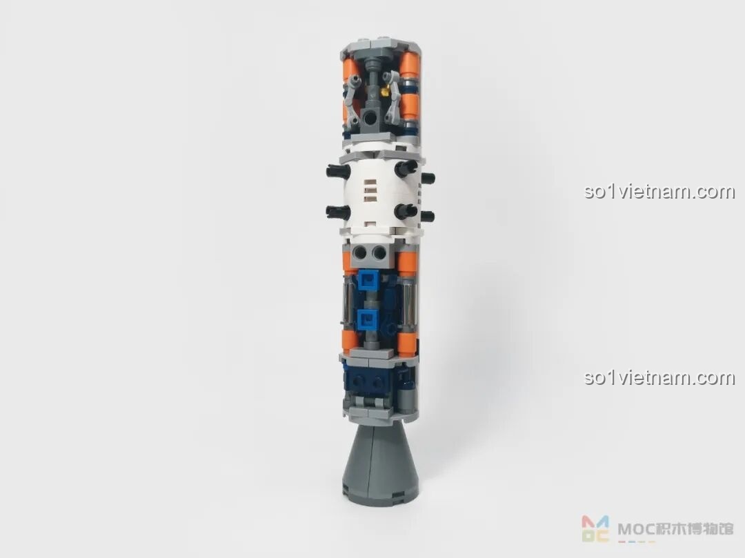 Góc nhìn bên cạnh cấu trúc tầng 1 của bộ lắp ráp JAKI JK8501 Tên lửa Bình Minh số 5, chi tiết các mảnh ghép.