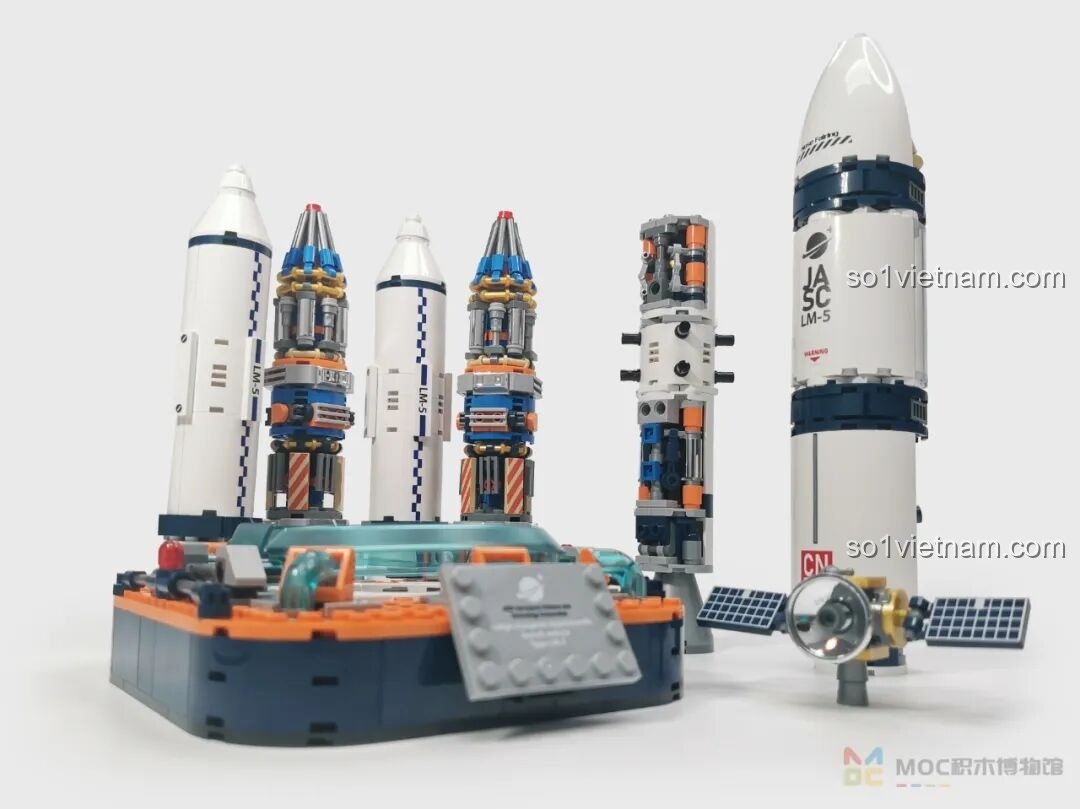 Mô hình Tên lửa Bình Minh số 5 JK8501 hoàn chỉnh với thiết kế bán trong suốt, đứng vững trên đế phóng, đồ chơi STEM giáo dục.