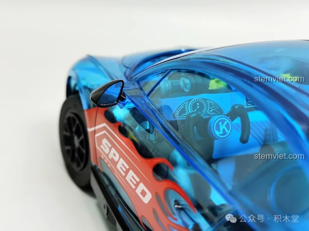 Ảnh 37 của bộ lắp ráp JAKI JK8808 Siêu Xe Khái Niệm Phantom, chi tiết đuôi xe. Đây là một bộ đồ chơi Mô hình siêu xe JK 8808 đáng tiền.