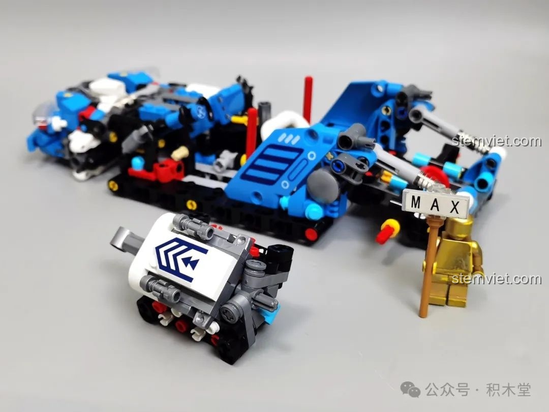 Ảnh 19 của bộ lắp ráp JAKI JK8808 Siêu Xe Khái Niệm Phantom, module động cơ. Đây là một bộ đồ chơi Mô hình siêu xe JK 8808 đáng tiền.