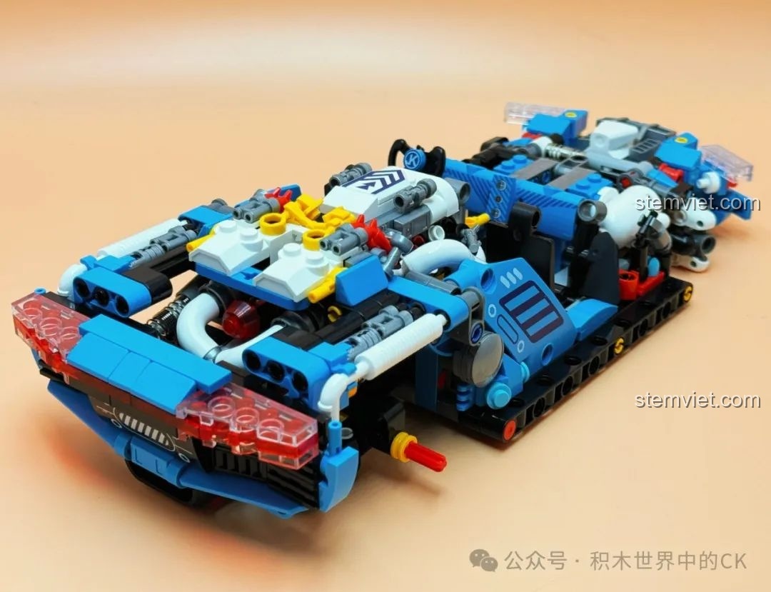 Phần đầu xe của bộ khối lắp ghép Mô hình siêu xe JAKI giá rẻ đang được lắp ráp, với đèn pha và lưới tản nhiệt.