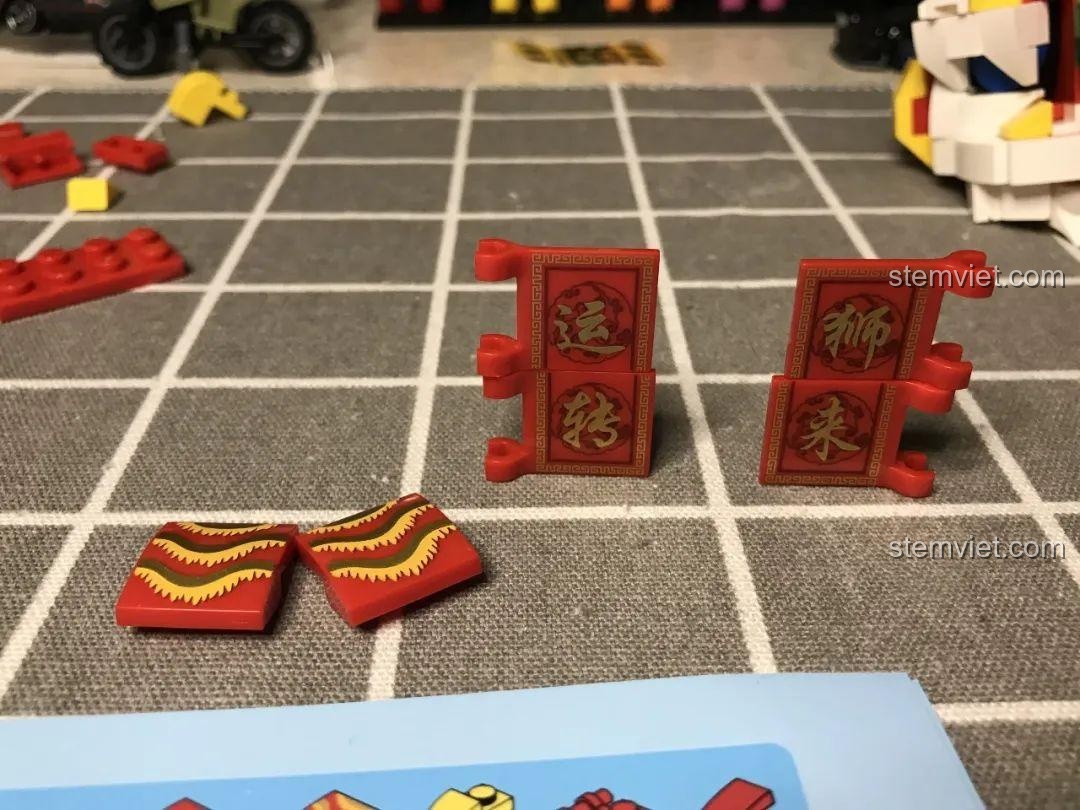 Góc nhìn khác của phần thân bộ xếp hình JIAZHI5500, đồ chơi mô hình SY-5500, thiết kế độc đáo.